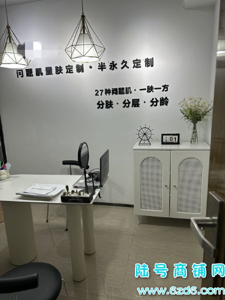 ��½�ţ�С����ƺ����仪ͥ����Ժת�ã�������1800ÿ��ʵ��ͼƬ