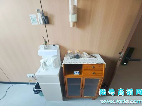 10���� ����2��໨Ϫ���Ĺ�������������������ת��ʵ��ͼƬ