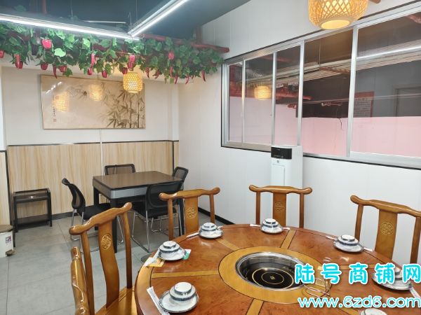 4������ ��ɽ���������B���ٽ�500ƽ�����ת��ʵ��ͼƬ