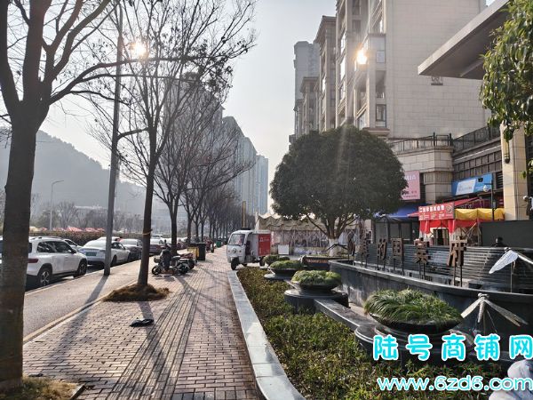 ��½�ţ���Ϫ�����Ĺ�������������������ת��ʵ��ͼƬ