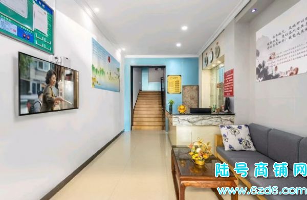 24������ ��Ϫ��ѧʿ·�������ھƵ�ת��ʵ��ͼƬ