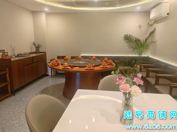 ��½�ţ���ɽ���������ֳ�ʱ���������������ת��ʵ��ͼƬ