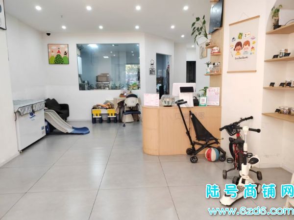 �����ϵ� ��ɽ�����б�����ֹ���ｻ��ڴ�������ת��ʵ��ͼƬ