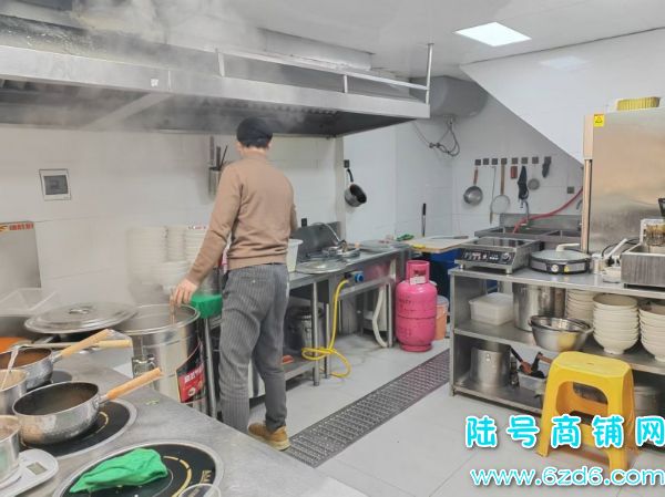 ����������·�����ũó�г�����60ƽ������ת��ʵ��ͼƬ