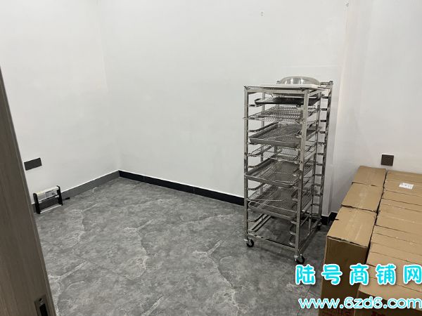 ��½�ţ���Ϫ�����Ĺ��������ŵض��ٽֲ�����ת�ã��ɿ�ת��ʵ��ͼƬ