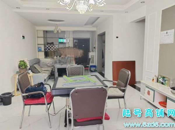 3������һ������ �����л�����������ת�� �г���ʵ��ͼƬ