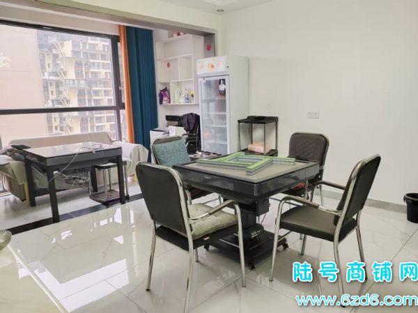 3������һ������ �����л�����������ת�� �г���ʵ��ͼƬ