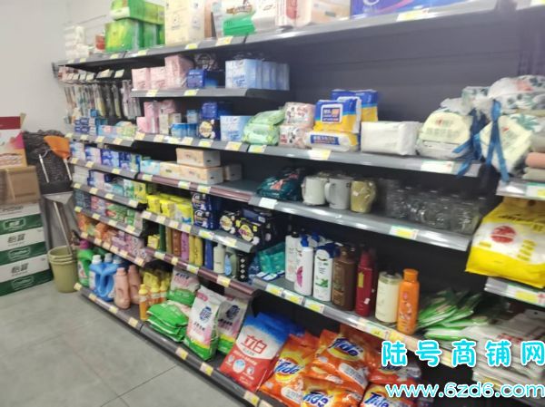 ˫��ͷ ��ɽ��������빫԰С�����ſڱ�����ת��ʵ��ͼƬ