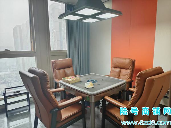 ��½�ţ�����������԰�����㳡M��4������������ת�ã�ʮ������ʵ��ͼƬ