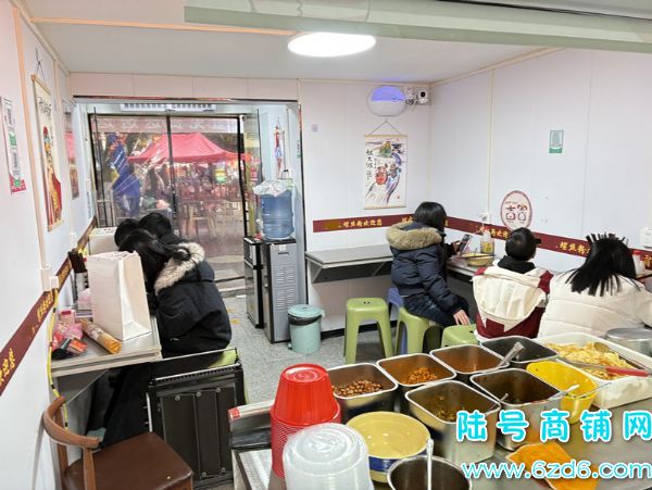 ��½�ţ��Ͻ����ǹ����Ļ�·�����ת��ʵ��ͼƬ