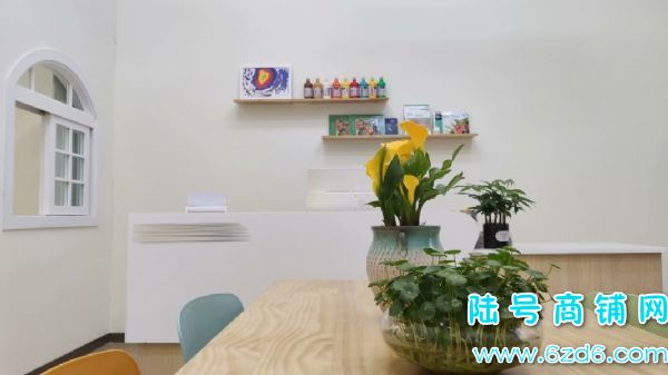 ǭ���з�������ٽֽ������ת�ã�ȫ��װ�޽��ּ���Ӫҵʵ��ͼƬ