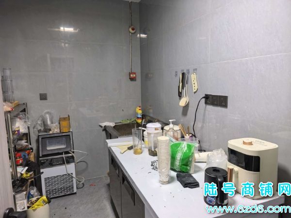 ˫��ͷ 9.8���ڵ�ʦ����ѧ̨��������Ϸ���ۺϵ�ת��ʵ��ͼƬ