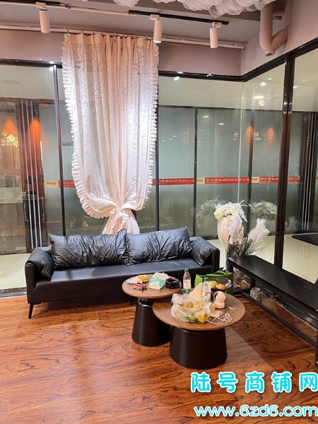 ��½�ţ�����������԰�����㳡M��1���������޵�ת��ʵ��ͼƬ