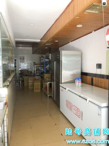 ����������ƹ�԰�Ϻ���������·�Ʒ����ٽ�����ʵ��ͼƬ