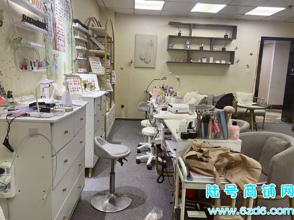 ��½�ţ����׵�һ���ת�ã�����԰�����������������ݴ�ʵ��ͼƬ