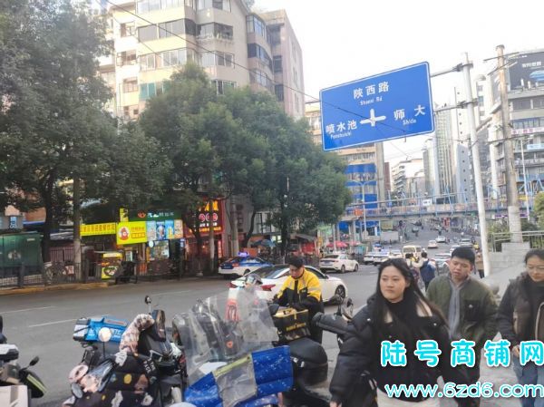 6���ϵ� ��������ˮ·��ʳ��40ƽ������ת��ʵ��ͼƬ