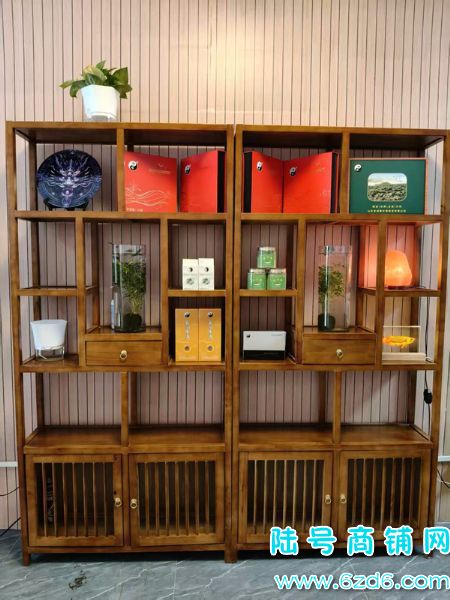 ��½�ţ�С�Ӻ����仪ͥ�ٽ�����������ת��ʵ��ͼƬ