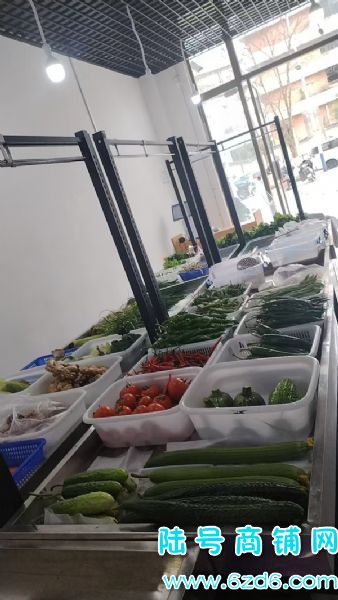 ��½�ţ���������С�����ʵ�ͼ�ת�ã�С��������λ�ú�ʵ��ͼƬ