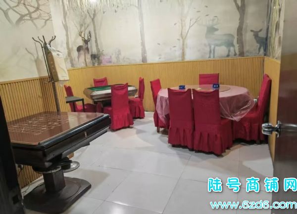 ʮ���ϵ��ڵ�����Ȫ·�ٽ�144ƽ������ת�ã�ͣ������ʵ��ͼƬ