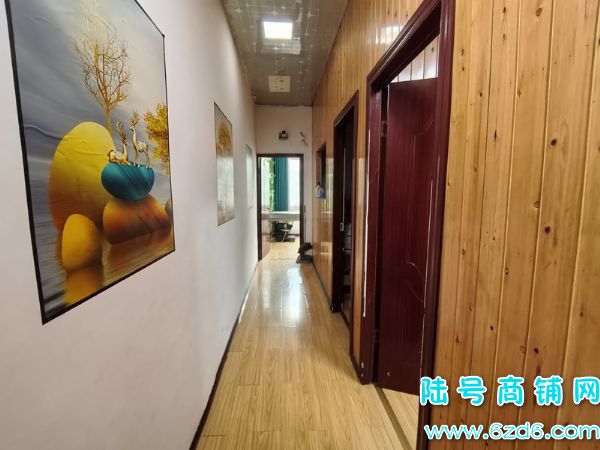 ��½�ţ����ƹ�԰���λ�ͥ�ٽ����������ͼ�ת��ʵ��ͼƬ