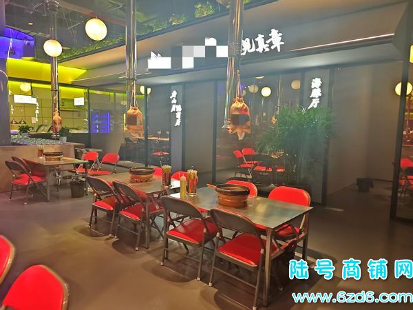 ��½�ţ�����԰����㳡900ƽ��װ������ͷ���������ת��ʵ��ͼƬ