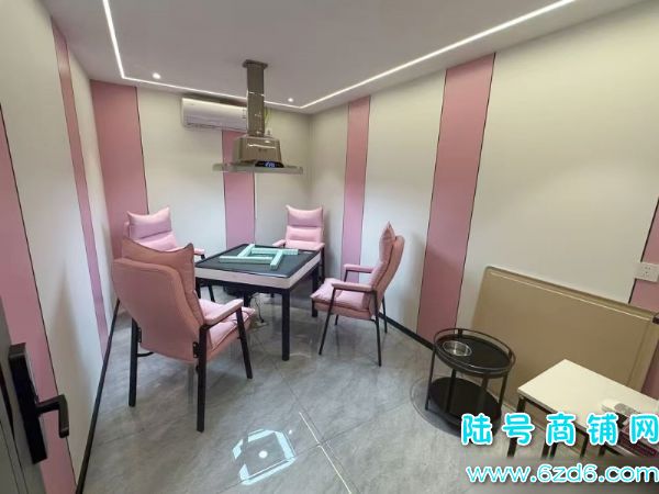 7������ �������������������������ת�ã���������ʵ��ͼƬ