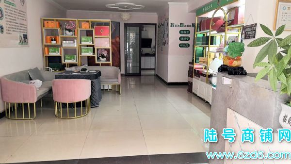 ��½�ţ�һ���ת�ã��ڵ�������·�þ��³�һ¥����������ת��ʵ��ͼƬ