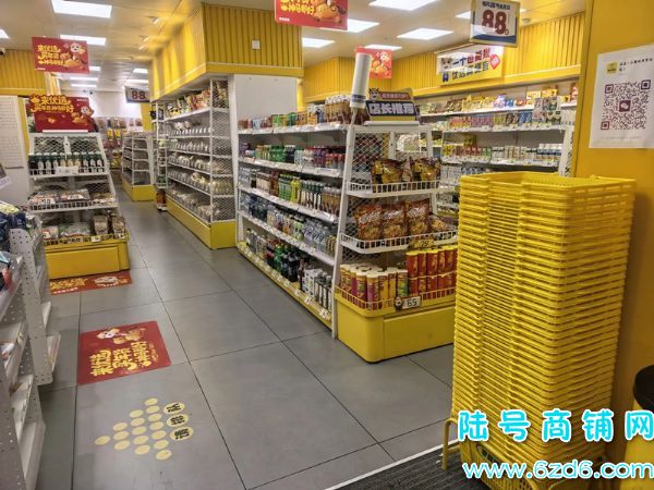 ��½�ţ�Ϣ����Сկ�����������ʳ��ת�ã��Ա߾���ѧУ������ʵ��ͼƬ