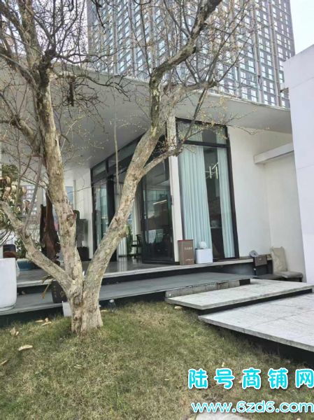 ��������700ƽ�칫���ؿ�ת�� λ����������ե��ʵ��ͼƬ