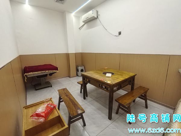 ��½�ţ���������������ʹ��ݳǲ�����ת�ã���������Ǻ�������ʵ��ͼƬ