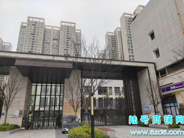 5��ת ��ɽ����乫԰һ��ˮ��̯λ�ͱ�����ת��ʵ��ͼƬ