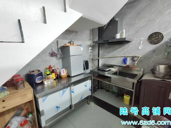 5��ת ��ɽ����乫԰һ��ˮ��̯λ�ͱ�����ת��ʵ��ͼƬ