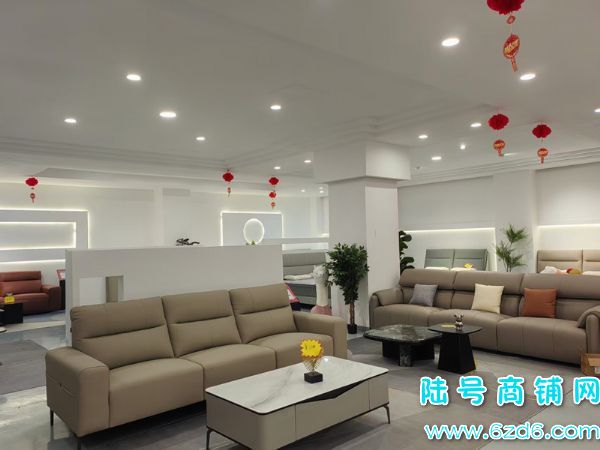 ��½�ţ�������������·ʮ������ͷ�Ҿӵ�ת�ã��ſھ���ͣ��ʵ��ͼƬ