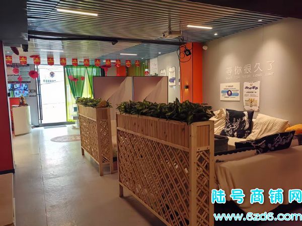 ��½�ţ�Ϣ����ʮ�ֶֽ���·����������ת��ʵ��ͼƬ