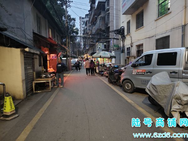 ��½�ţ��������ϳ���ʡ��·���ֲ�����ת�ã��������Ⱦƹݵ�ʵ��ͼƬ