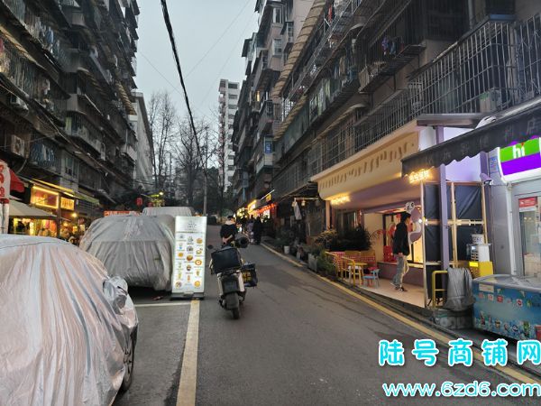 ��½�ţ��������ϳ���ʡ��·���ֲ�����ת�ã��������Ⱦƹݵ�ʵ��ͼƬ