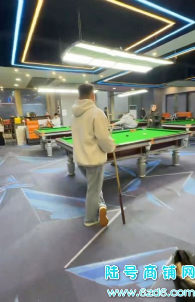 3���ת ����԰�����㳡3��̨����ת�ã����������Ʒ�ʵ��ͼƬ