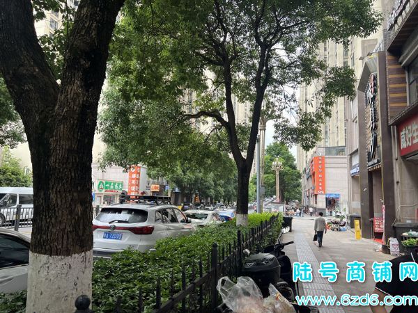 ��½�ţ��ٽ�����2��ת����ɽ���������ֳ����Ĵ��������ת��ʵ��ͼƬ