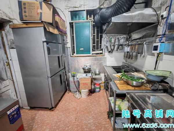 ��½�ţ������и�ó���ٽ�һ¥������ת��ʵ��ͼƬ