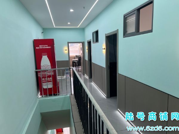 ��½�ţ�������δ������E��������������ת�ã�8������ʵ��ͼƬ