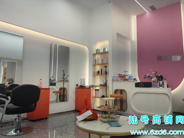 ��½�ţ�������������ҵ�־�װ������ת��ʵ��ͼƬ