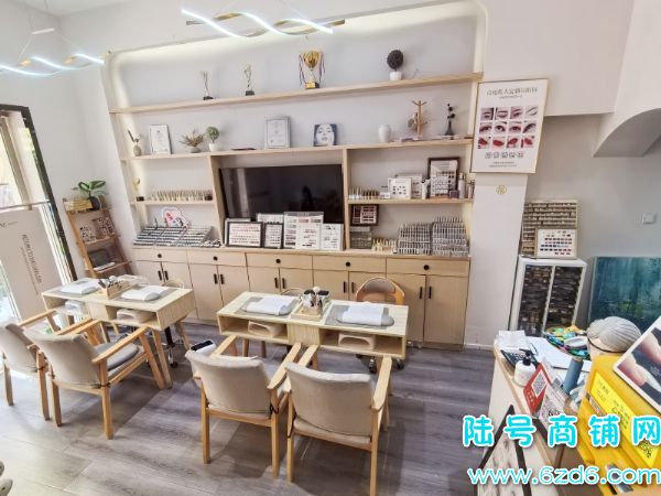 �ڵ���������Ȫ�³������ٽ�80ƽ�������׵�ת��ʵ��ͼƬ