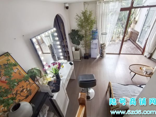 �ڵ���������Ȫ�³������ٽ�80ƽ�������׵�ת��ʵ��ͼƬ