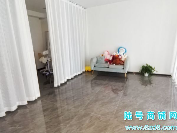 ����԰�����㳡2��¥ȫ��200ƽ��װ������Ժת��ʵ��ͼƬ