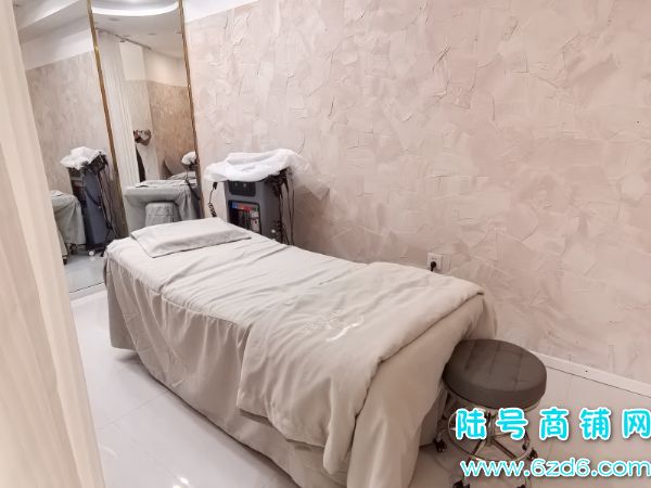 ����԰�����㳡2��¥ȫ��200ƽ��װ������Ժת��ʵ��ͼƬ