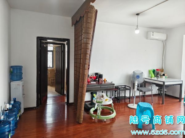 ��½�ţ������齫��һ���ȫת�����������������·�óԽ�������ʵ��ͼƬ