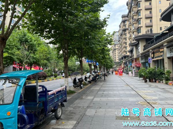 ��½�ţ������̸������ת�ã���װ�޼������Լ۱ȸ�ʵ��ͼƬ