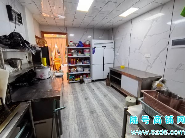 ��½�ţ�����ٻ��³��ٽ�50ƽ��������ʳ��ת��ʵ��ͼƬ