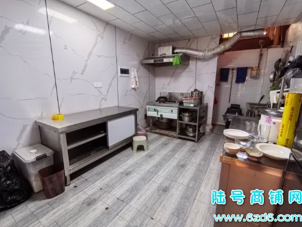 ��½�ţ�����ٻ��³��ٽ�50ƽ��������ʳ��ת��ʵ��ͼƬ