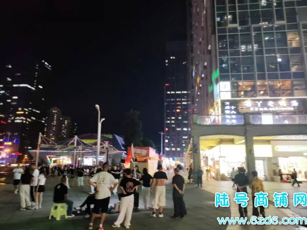 ����԰�����㳡2��¥50ƽ������ת��ʵ��ͼƬ